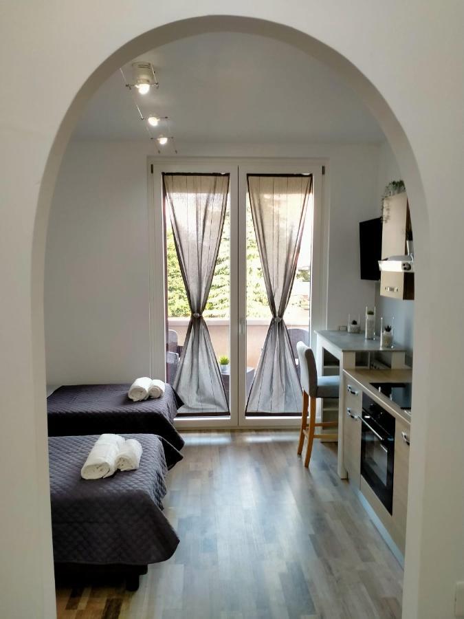 Suite Room Malpensa B&B Cardano Al Campo Ngoại thất bức ảnh