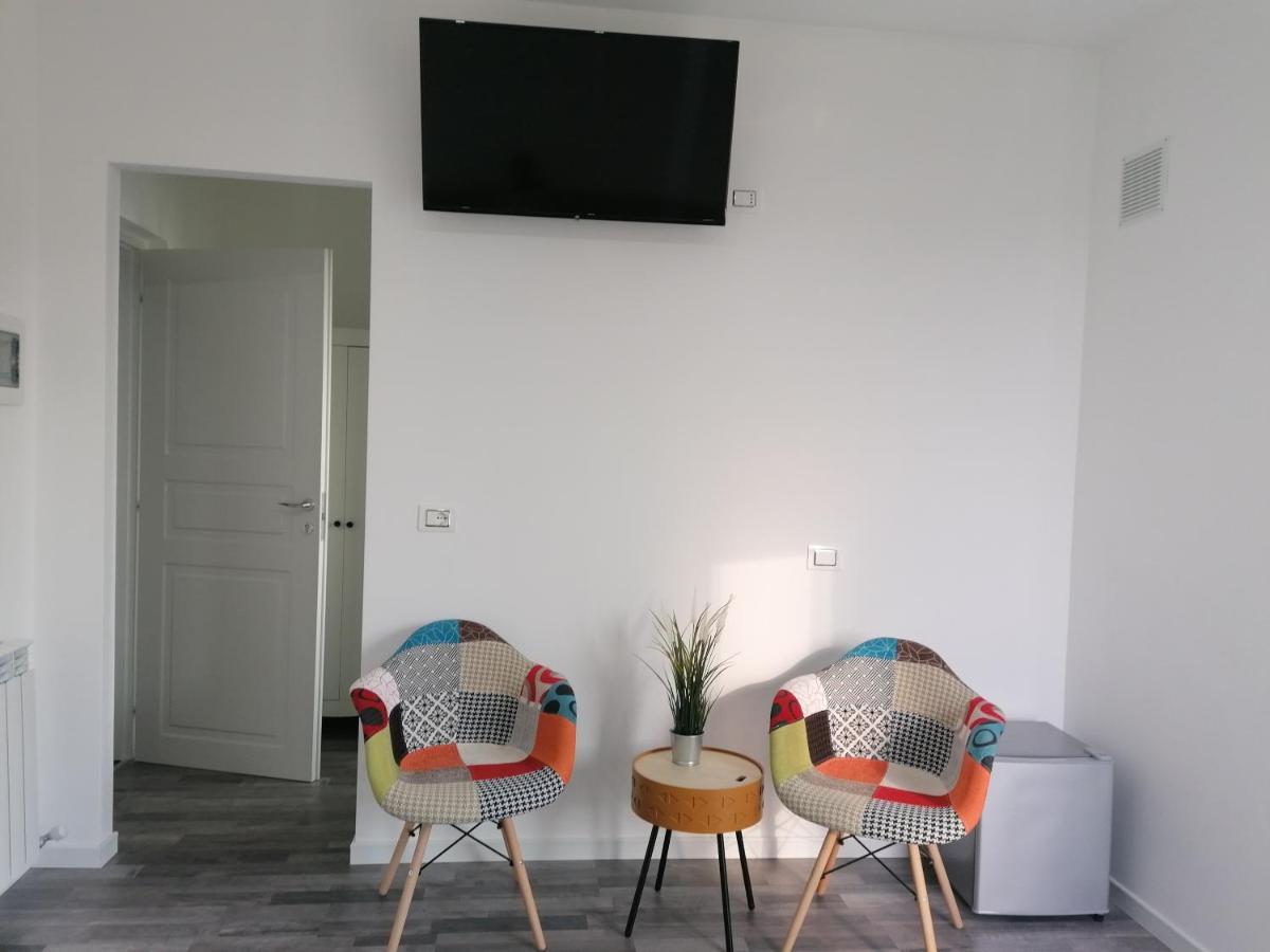 Suite Room Malpensa B&B Cardano Al Campo Ngoại thất bức ảnh