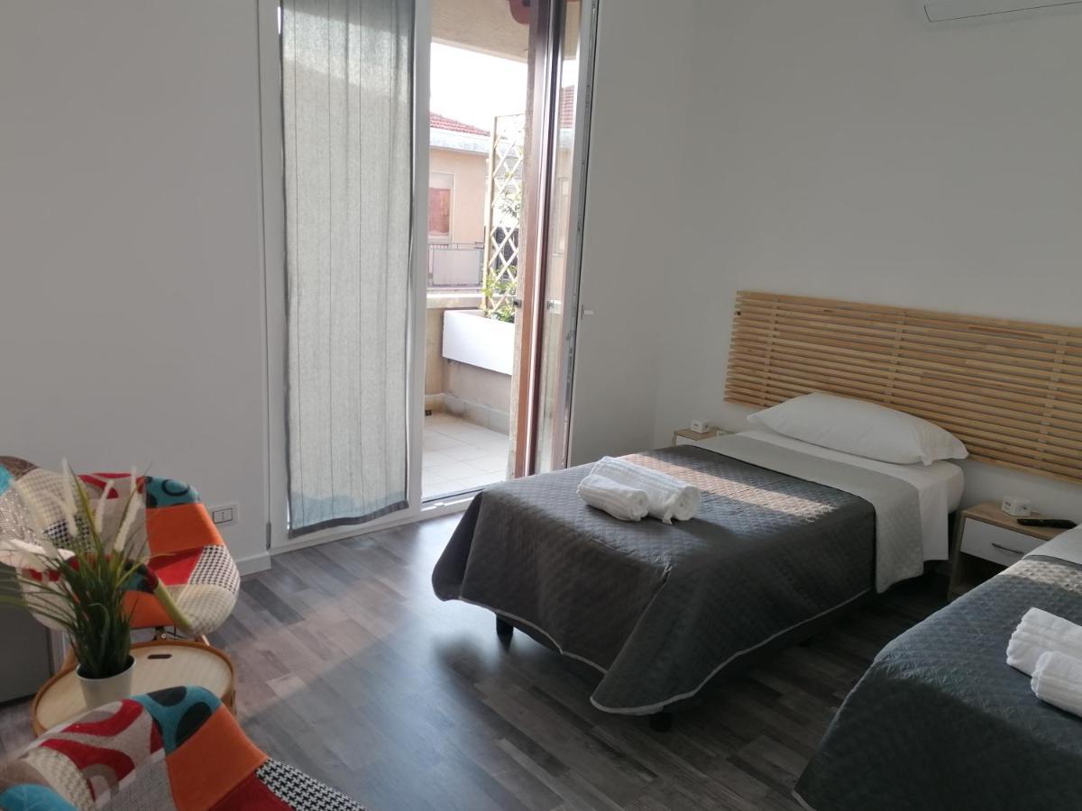 Suite Room Malpensa B&B Cardano Al Campo Ngoại thất bức ảnh