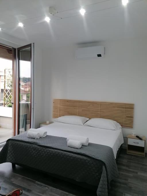 Suite Room Malpensa B&B Cardano Al Campo Ngoại thất bức ảnh